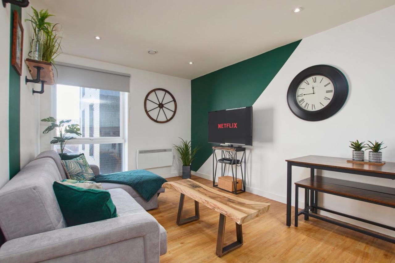 Beautiful Apartment Near Piccadilly Train Station Manchester Bagian luar foto